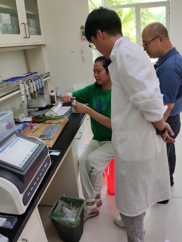 大興區(qū)榆垡鎮(zhèn)農業(yè)技術推廣站采購云唐YT-QN480P-CY(48通道全自動農殘)<